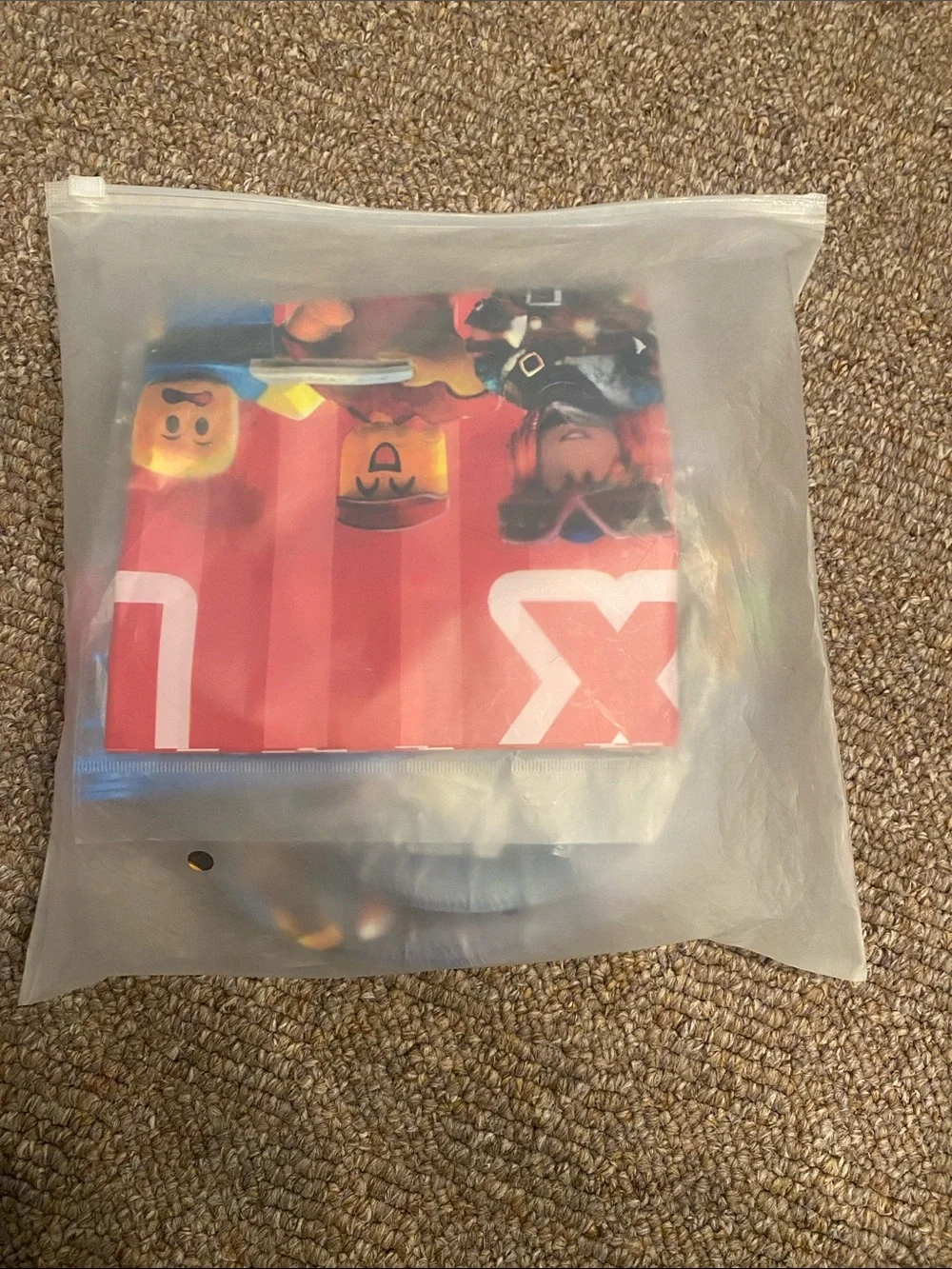 Blue Roblox-Themed Party Plate and Cutlery Set
